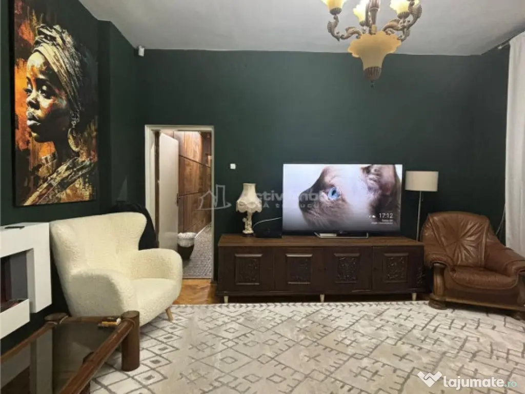 Vila interbelica, renovata elegant (2024), Garaj propriu, Mo