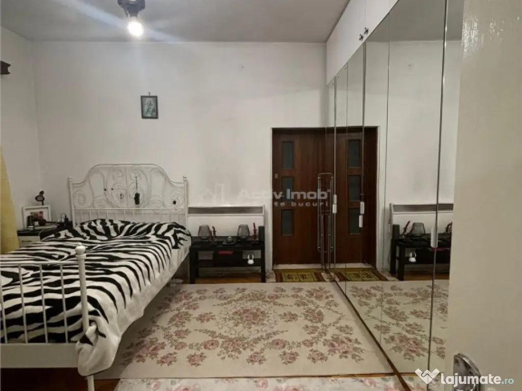 Vila interbelica, renovata elegant (2024), Garaj propriu, Mo