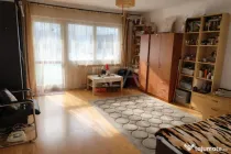 Garsonieră Decebal, et. 1, an 1990, metrou, 41 mp