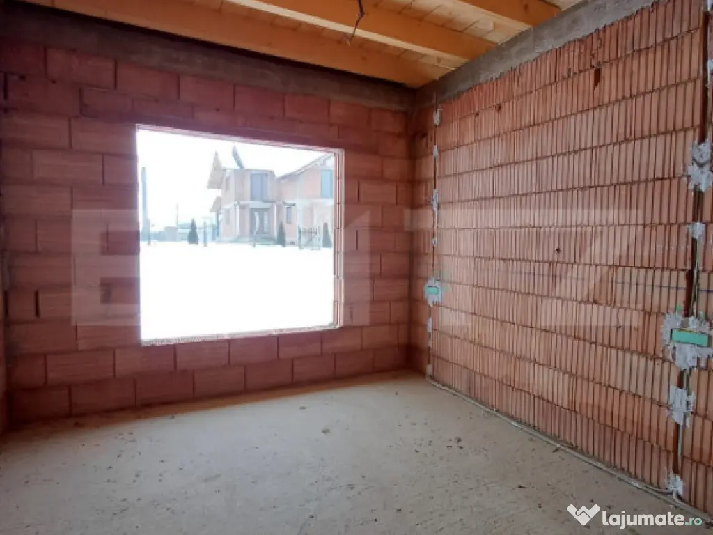 Casa individuala la rosu 103-108mp, situata intr-un cartier