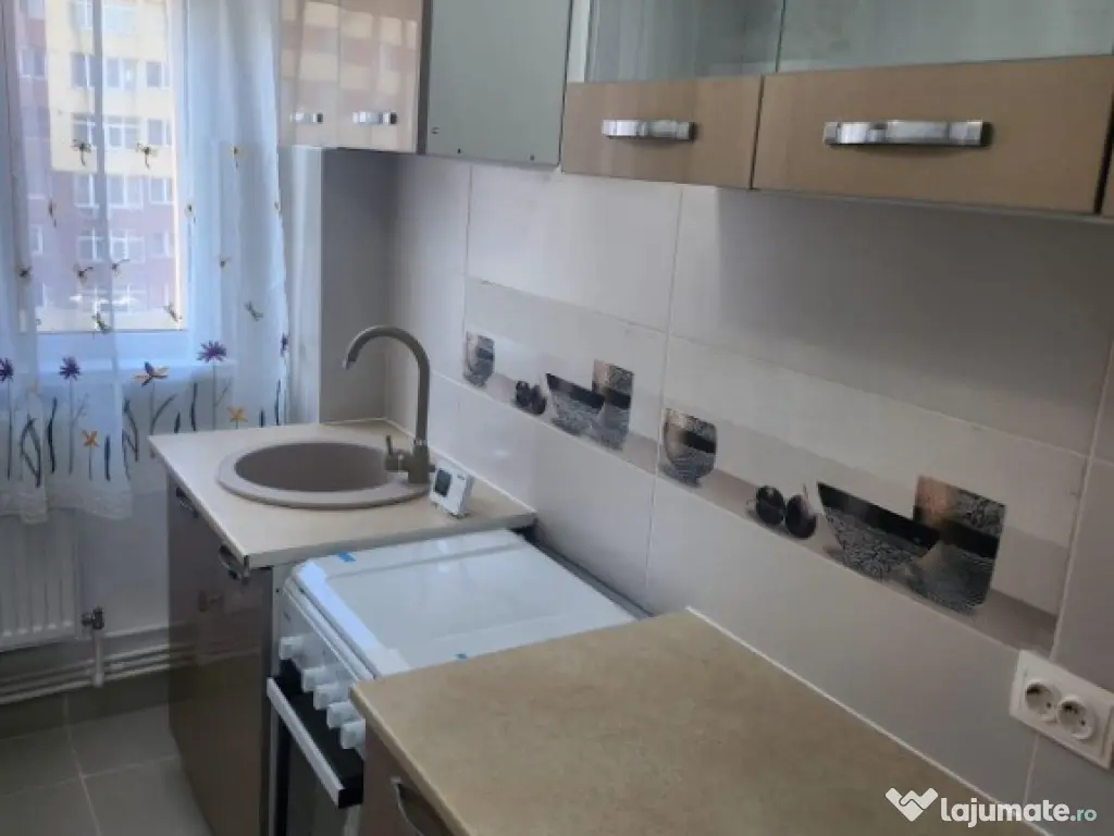 Apartament 3 cam, ultracentral, 500 Eur