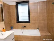 Apartament elegant 3 camere si 2 bai + 2 parcări – zona Tractorul! 