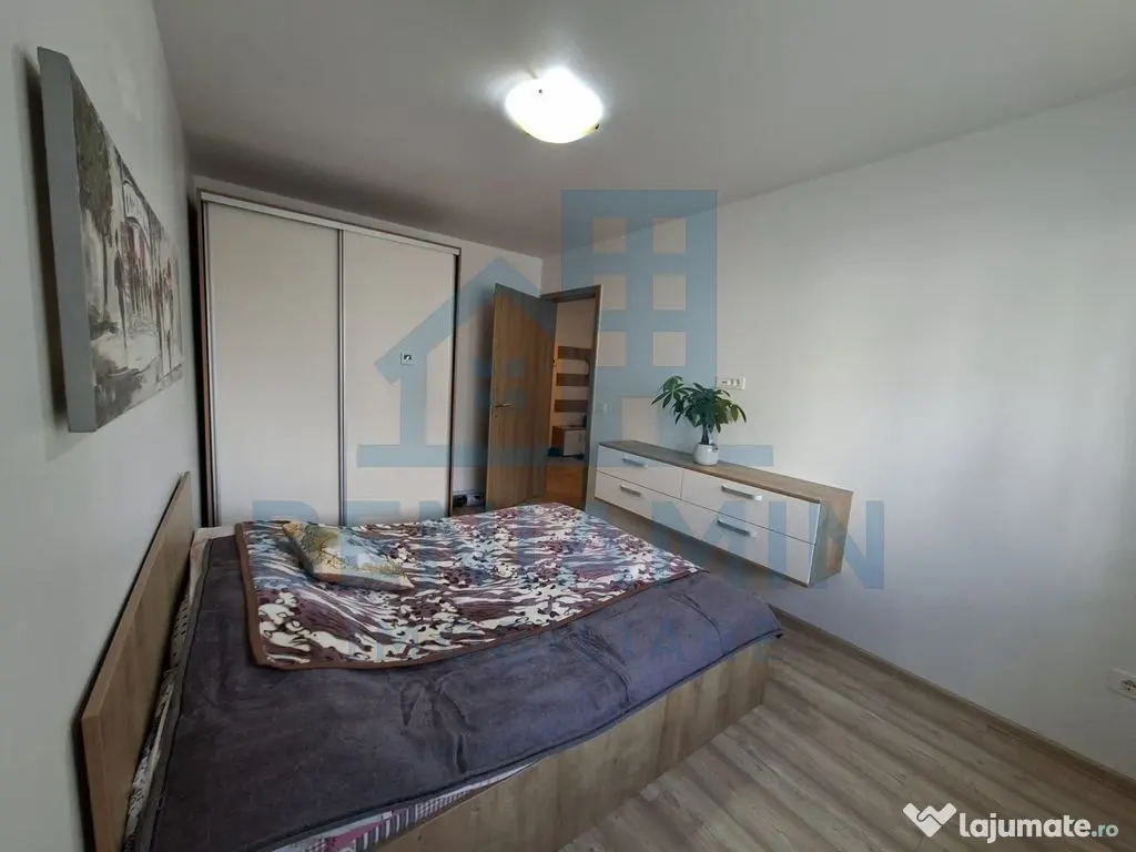 Apartament 2 camere decomandat parter Mall Coresi 50mp pa...