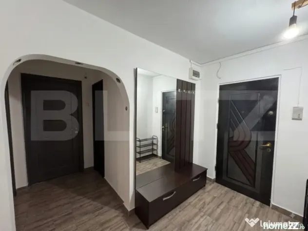 Apartament 3 camere decomandat, 2 bai, 75 mp total - Brazda