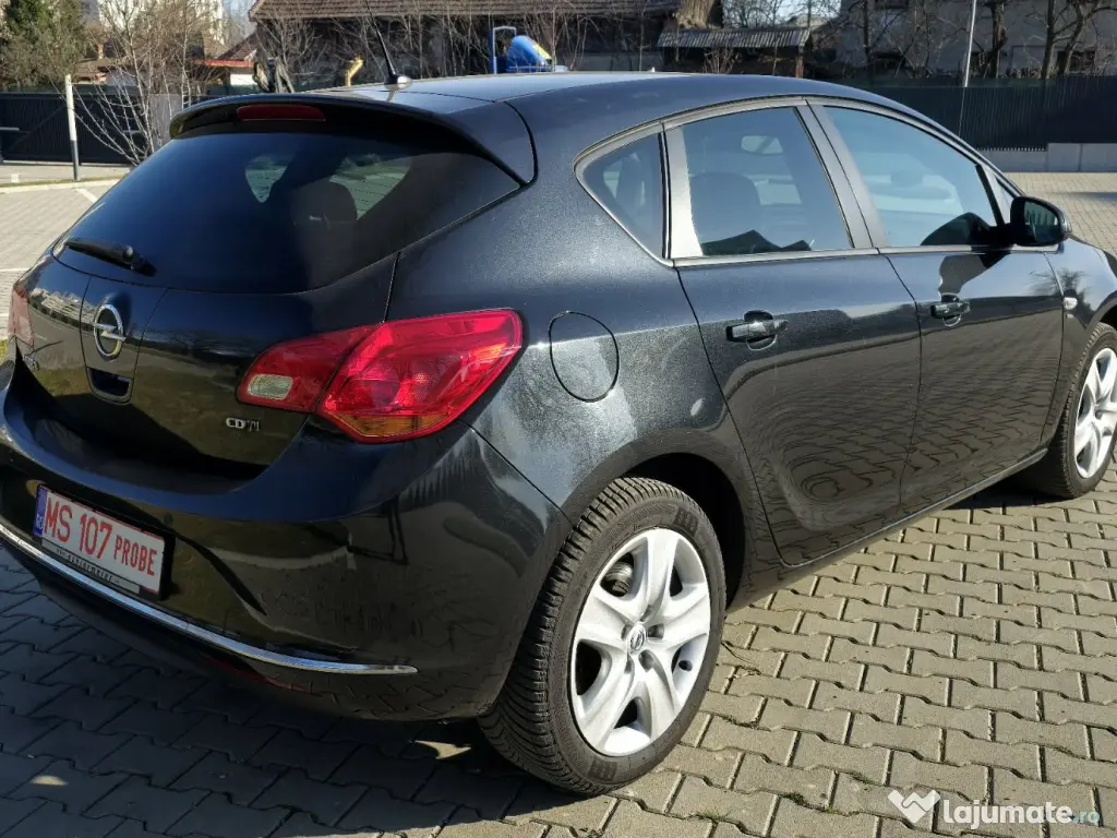 Opel Astra J Energy 1.7 CDTI 130 CP, 2014, stare impecabilă