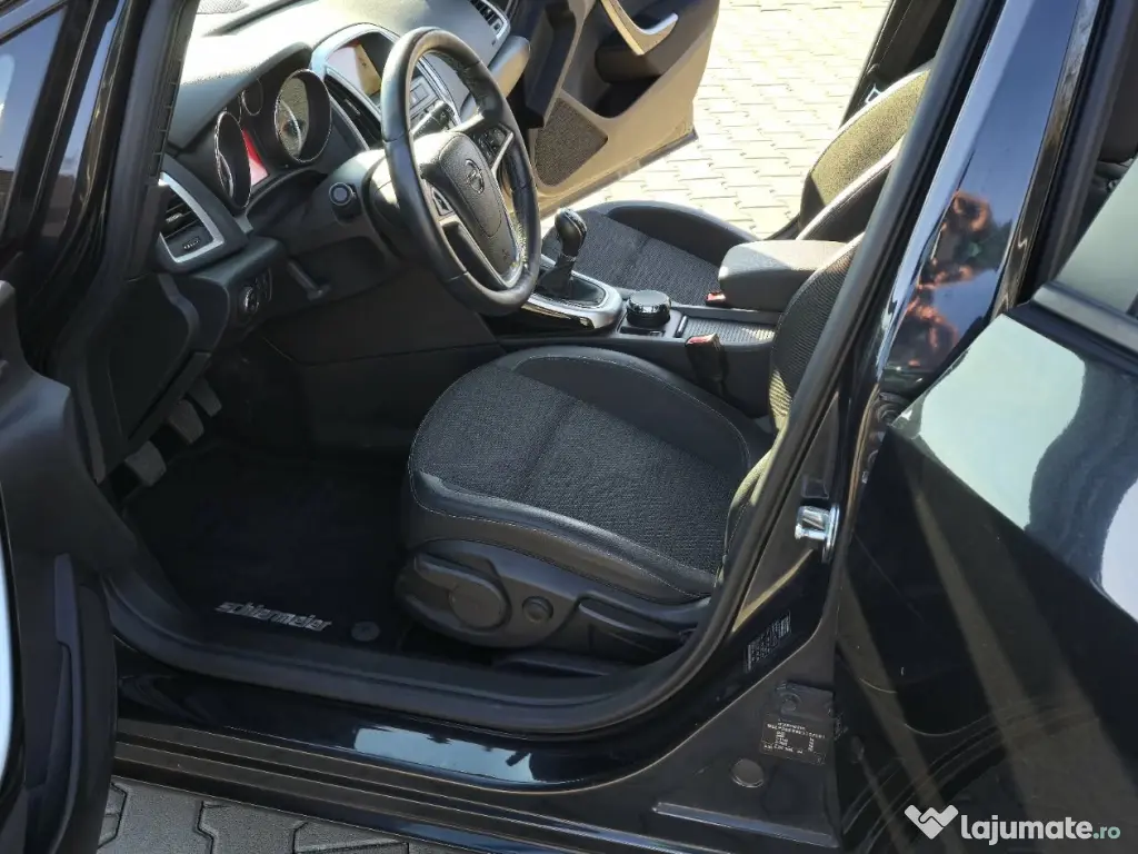 Opel Astra J Energy 1.7 CDTI 130 CP, 2014, stare impecabilă