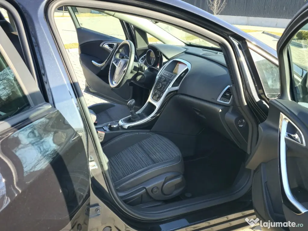 Opel Astra J Energy 1.7 CDTI 130 CP, 2014, stare impecabilă