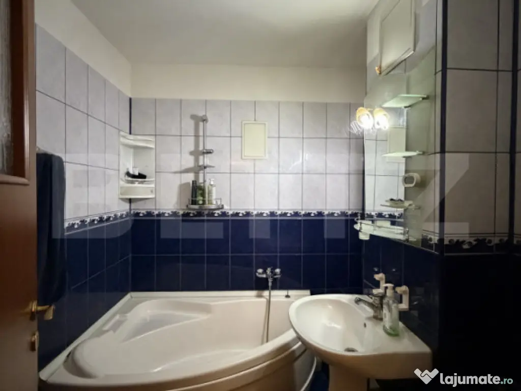 Apartament 3 camere, 71 mp, Lapus Arges