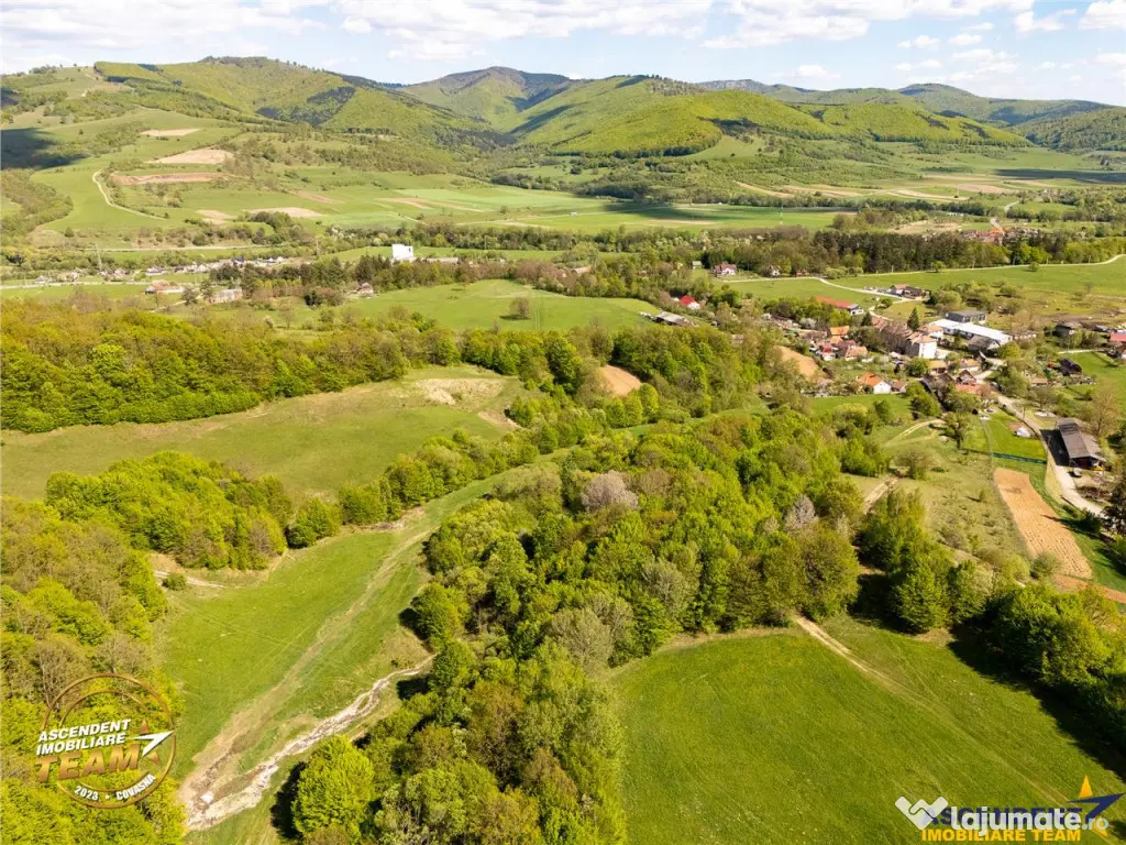 FILM! Teren extravilan cu priveliste deosebita, 11.306 mp, M