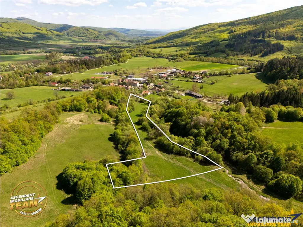 FILM! Teren extravilan cu priveliste deosebita, 11.306 mp, M