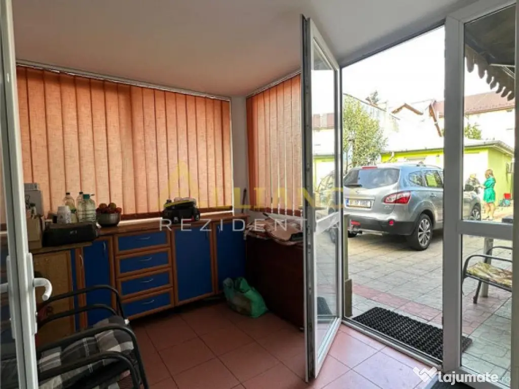 Casa individuala cu spatiu comercial de - Sos. Leordeni 500