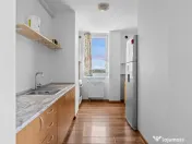 Apartament cu 3 camere de închiriat în zona Romanilor 