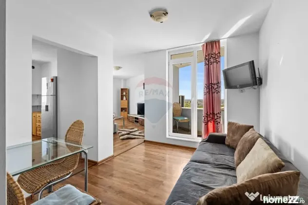 Apartament cu 3 camere de închiriat în zona Romanilor