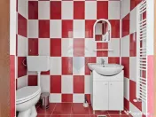 Apartament cu 3 camere de închiriat în zona Romanilor 