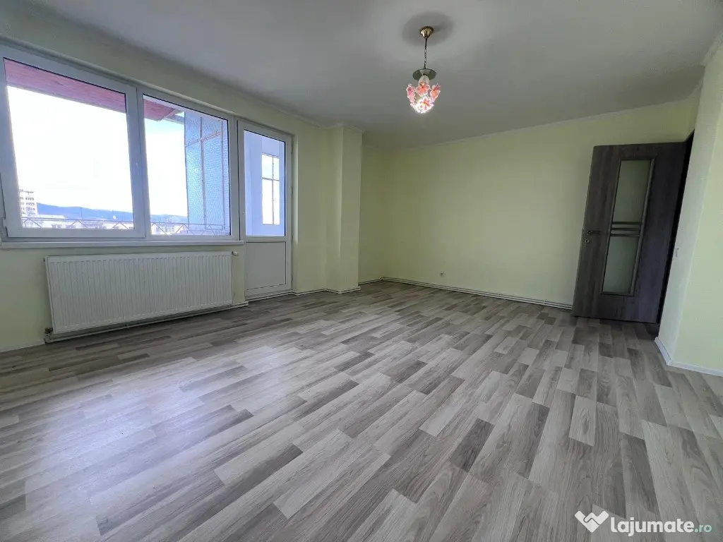 Apartament 2 camere, decomandat,zona Gojdu