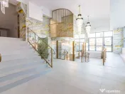 Clădire investițională: policlinică, senior living & ... 