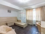 Clădire investițională: policlinică, senior living & ... 