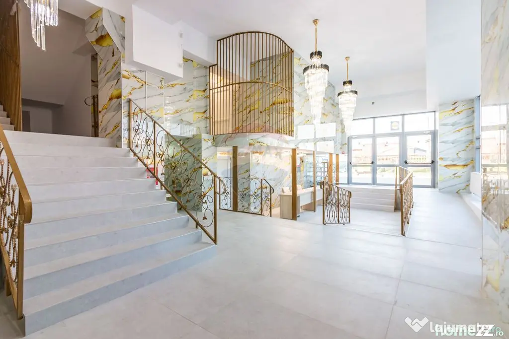 Clădire investițională: policlinică, senior living & ...
