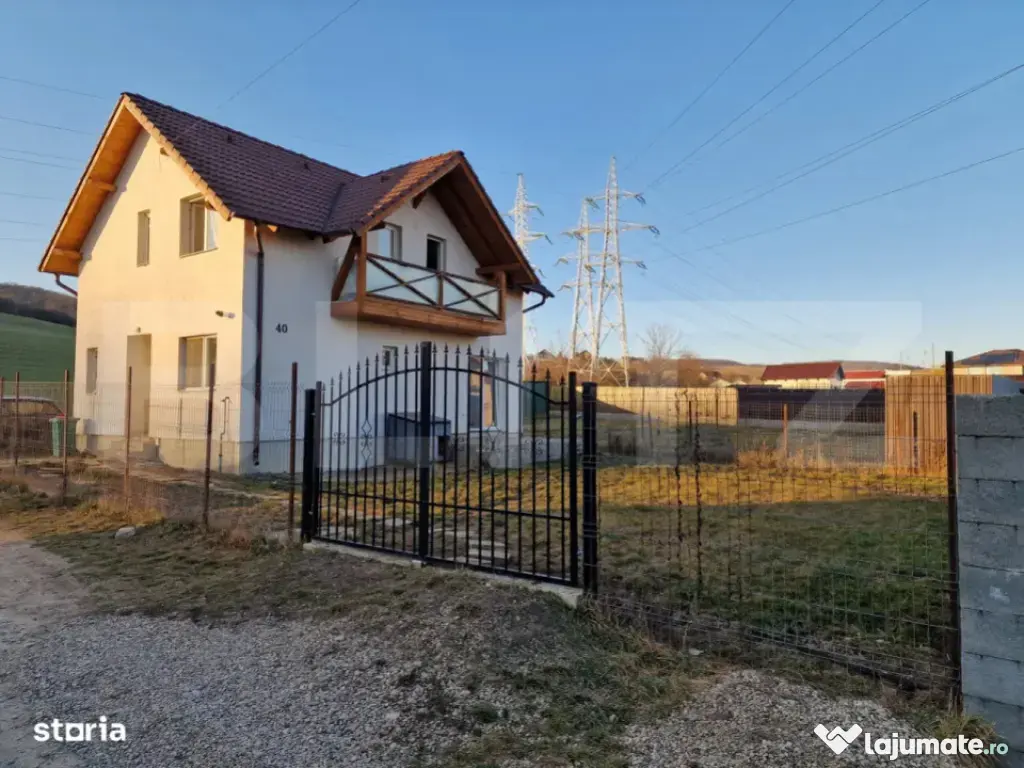 Restaurant Angajăm Bucătăreasă și Ospătăriță