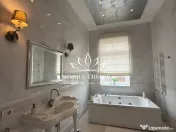 Apartament istoric de lux cu 3 camere de 130mp langa Pref... 