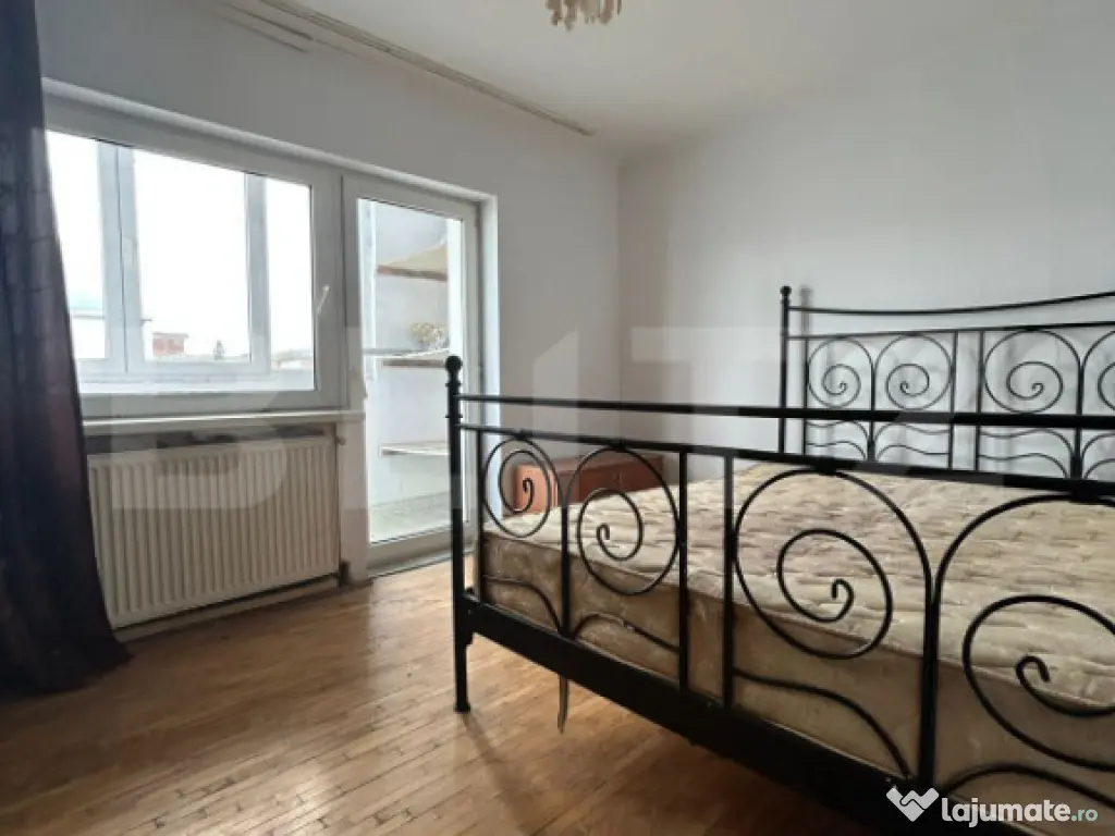 Apartament de 3 camere, decomandat, 66 mp, 2 balcoane închi