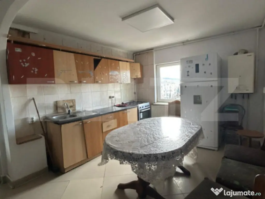 Apartament de 3 camere, decomandat, 66 mp, 2 balcoane închi