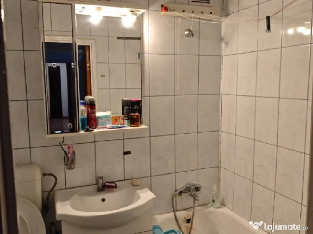 Apartament 3 camere zona Berceni,metrou,scoli