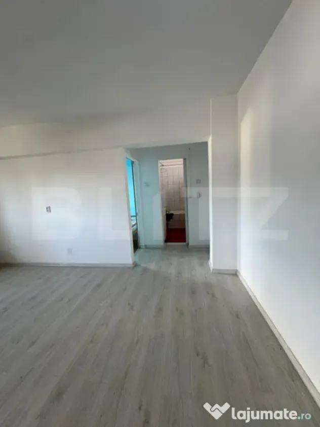 Apartament 2 camere, decomandat, priveliște superbă, zona