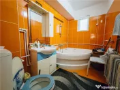 Proprietate cu 2 case (Praid, str. Regelui) 