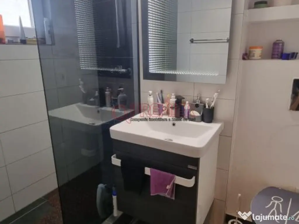 Apartament 2 camere decomandat, 53.82 mp , loc parcare –