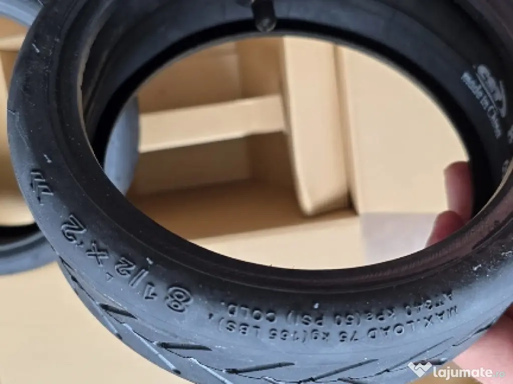 Cauciucuri + camere trotineta electrica 8. 1/2 ×2