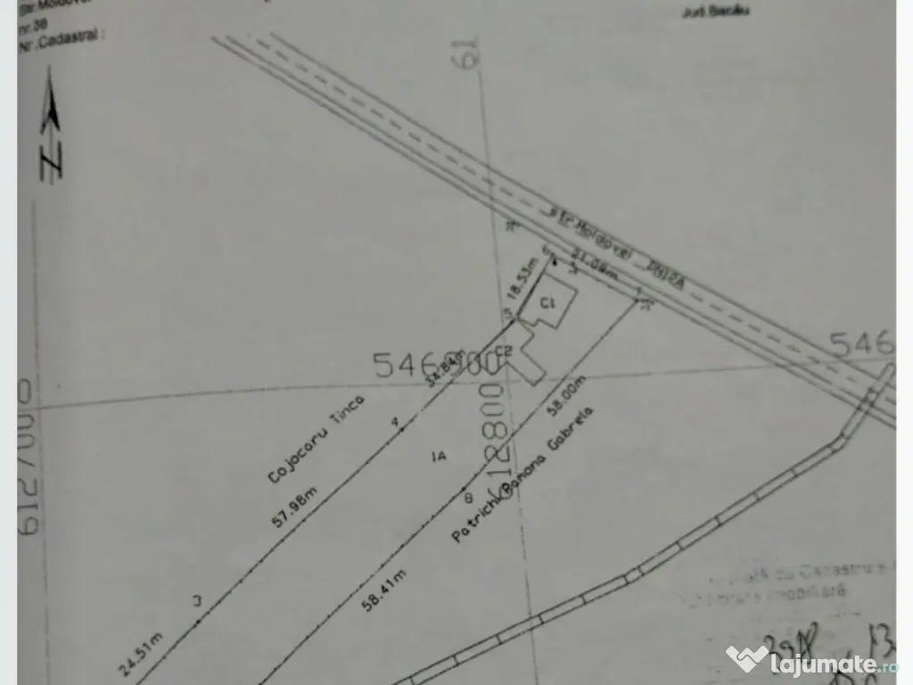 2262mp Teren Intravilan – DN12A Comănești – Deschidere 31m – Casă + Anexa