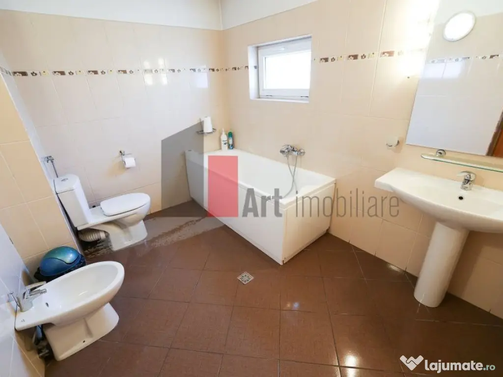 VILA IN DOMENII LOCATIE EXCELENTA