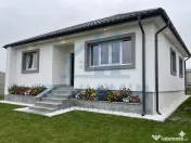 Casa la cheie-Living-2 Dormitoare-Baie-Gaze-Curent-Apa-32... 