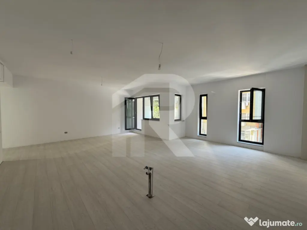 4 camere bloc nou, Zona Nerva Traian, Metrou Timpuri Noi