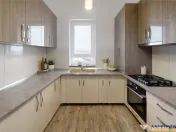 Pe 2 niveluri, Penthouse modern la bulevard, parcare, boxa, 