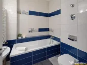 Pe 2 niveluri, Penthouse modern la bulevard, parcare, boxa, 