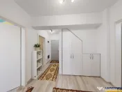 Pe 2 niveluri, Penthouse modern la bulevard, parcare, boxa, 