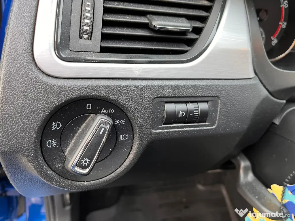 Skoda RAPID 1.0 TSI Clever