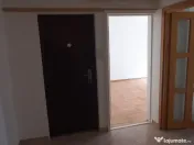 Vând urgent apartament luminos, cu două camere, str. Fabricii 