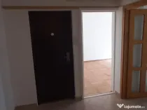 Vând urgent apartament luminos, cu două camere, str. Fabricii