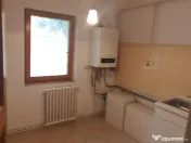 Vând urgent apartament luminos, cu două camere, str. Fabricii 