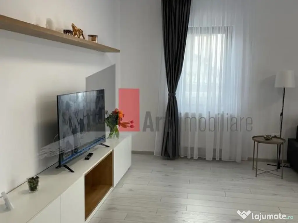 Apartament cu 2 camere de inchiriat-Aparatorii Patriei-ce...