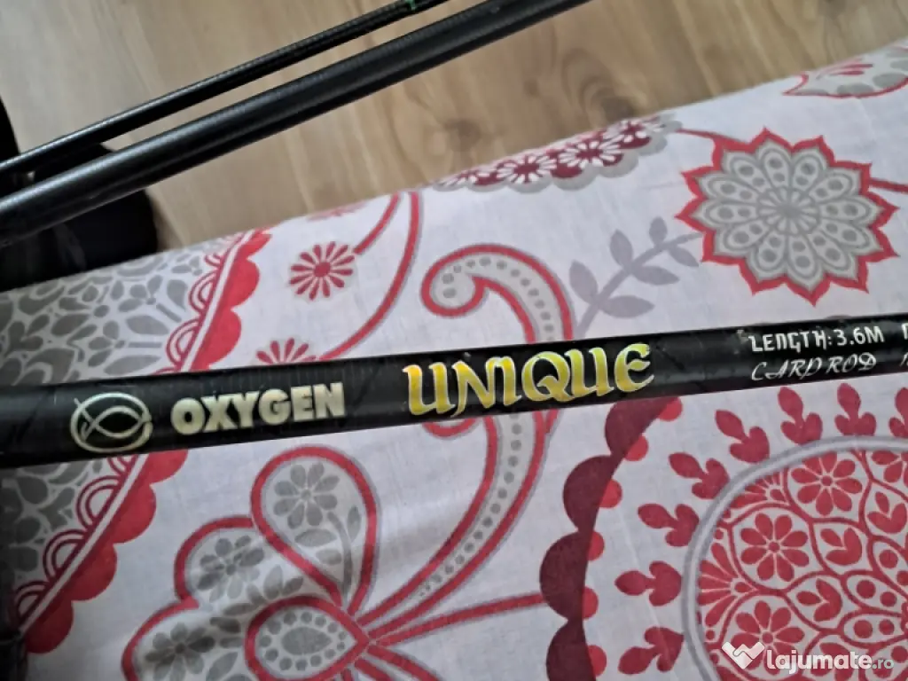 Vand lansete detalii la telefon.