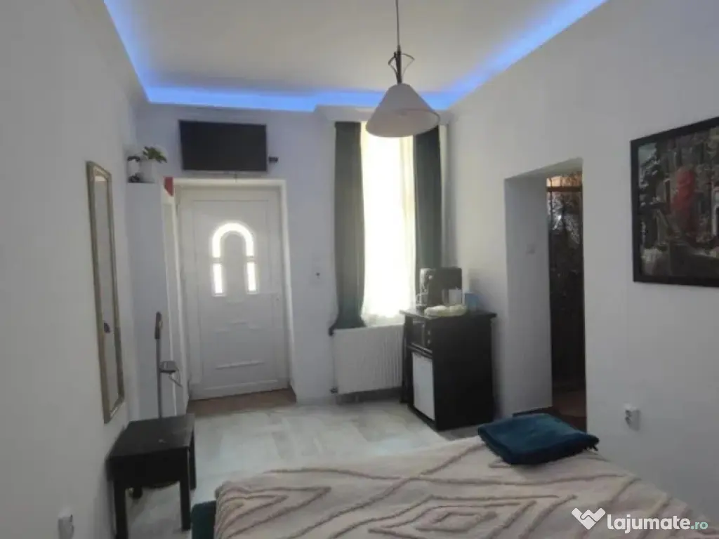 Doua garsoniere in regim hotelier zona Ultracentral