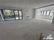 Apartament 4 camere de in zona Nordului Bucuresti 