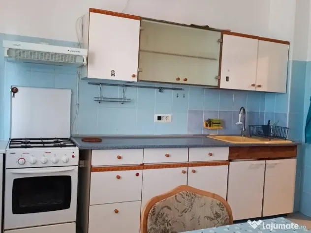 Privat, inchiriez apartament 2 camere, Stefan cel Mare