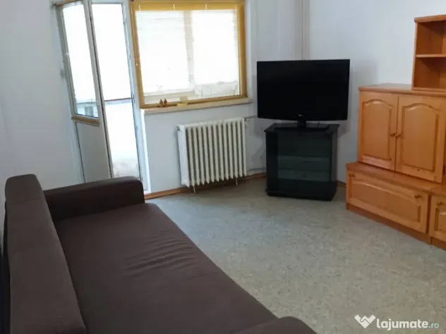 Privat, inchiriez apartament 2 camere, Stefan cel Mare