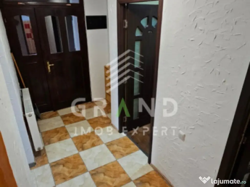 Disponibil imediat!Închiriere apartament 3 camere–strada