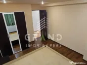 Disponibil imediat!Închiriere apartament 3 camere–strada 